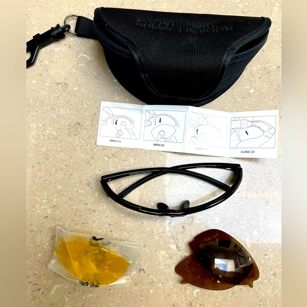 NWT Sunglases w yellow & brown lenses & case to hold all. Flexible frames too!
